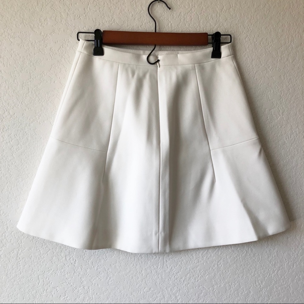 NWOT J.CREW Soft White Flared Skirt, Size 00 - Picture 2 of 6